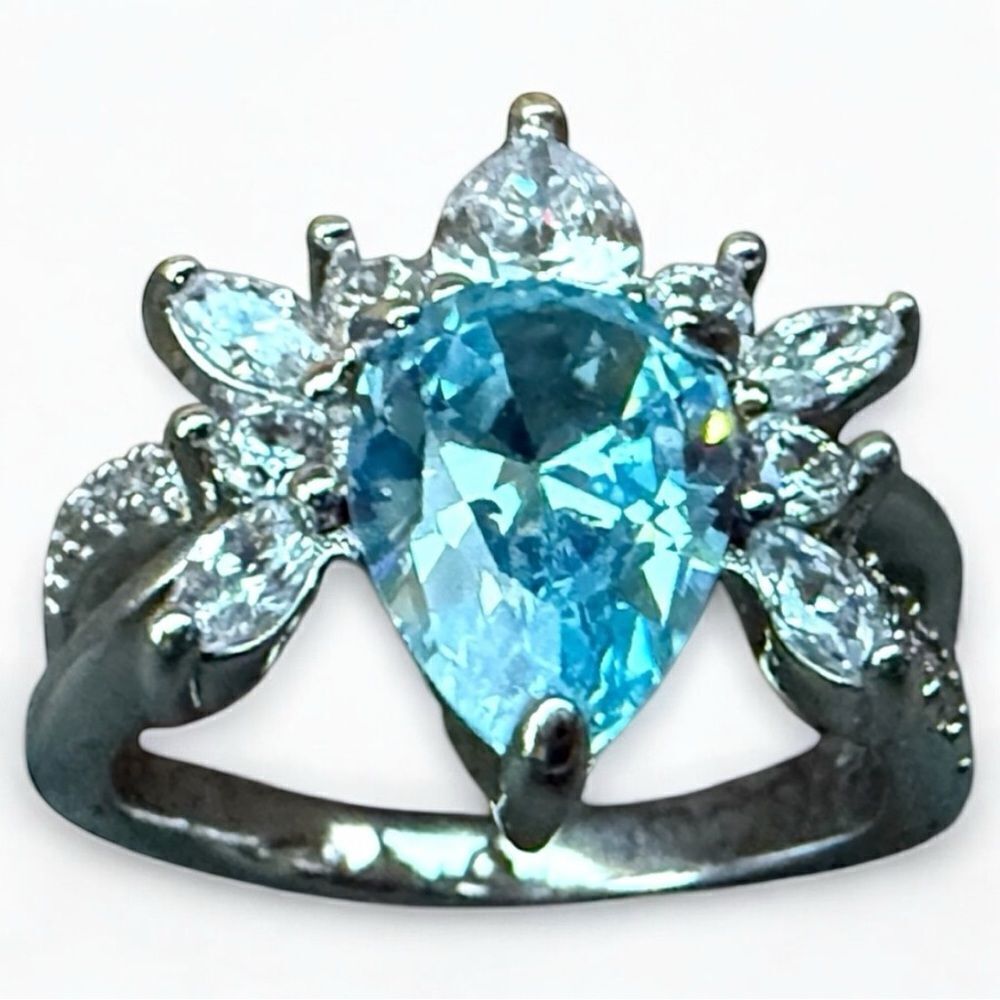 Ring Bomb Party Blue Teardrop CZ Ring Size 6 Glam Statement Sparkle